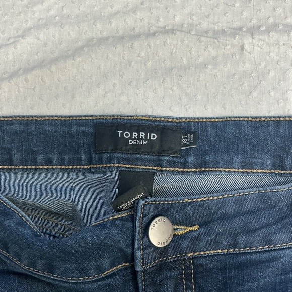 Torrid Dark Blue Skinny Jeans 18T 18 Tall - Picture 4 of 8